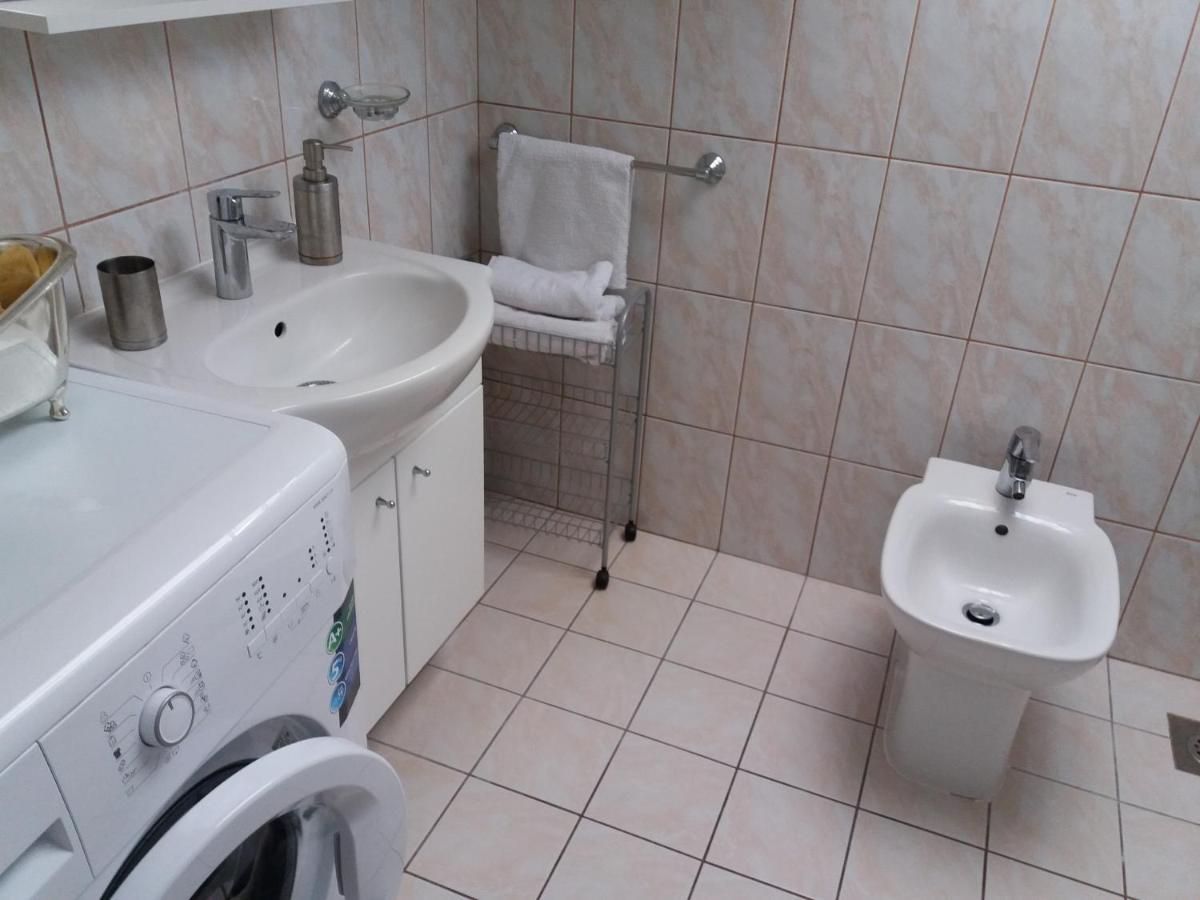 Apartmani Lana Brodarica  Exterior foto